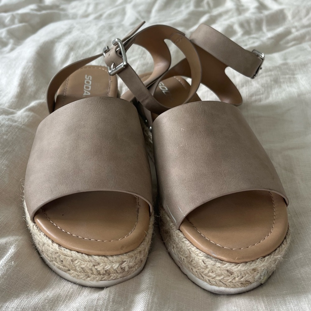 Soda Women's Beige Espadrille Sandals